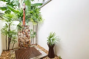 The Hideaway Suites Boutique Guesthouse - Image 4