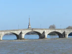 Accommodation With Exceptional Views of the Loire - Image 3