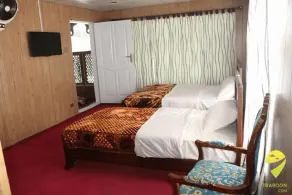 Hotel Summit & Restaurant - Image 3