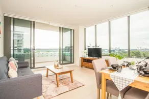Lovely Two Bed Home In Macquarie Park - Image 3