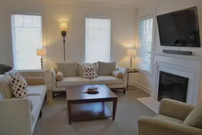 SH Rare Serviced 3-br in Secluded and Peaceful Neighborhood - Image 2