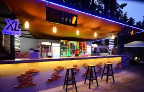 Hulus Hotel - Image 5