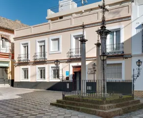 Las Cruces Apartamentos - Image 5