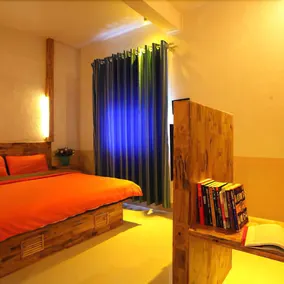 Yalong Bay Yuan Fang Zai Tian Bian Boutique Inn - Image 4