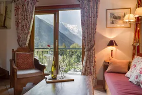Le Cristal MB1 Mont-Blanc View, Pool, Private Sauna & Parking - Happy Rentals - Image 2