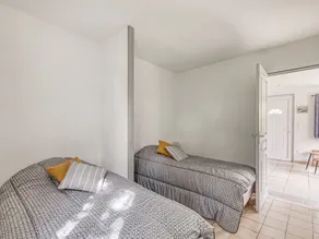 Quaint Holiday Home in Tracy sur Mer Near Seabeach - Image 3