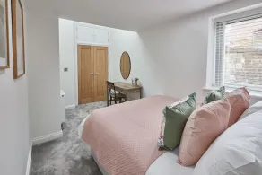 Coastal Townhouse in Whitby - Image 2