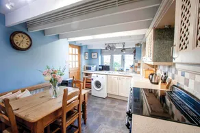 Little Hill End Cottage - 2 Bedroom Cottage - Llangennith - Image 2