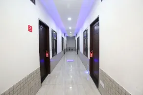 OYO 10070 Hotel Satkar Regency - Image 5