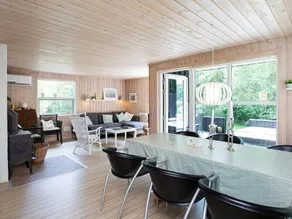 Luring Holiday Home in Ringkøbing With Terrace - Image 4