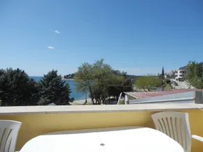 Apartments La Playa - Image 3