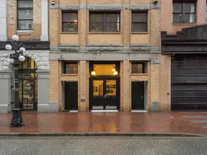 Sterling Suites - Gastown - Image 4