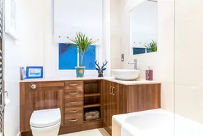 Stylish Battersea Park Home - Image 5