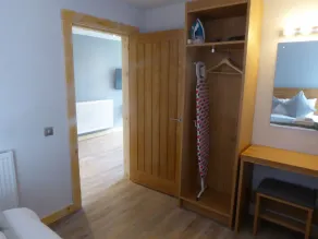 The Stables Lower Cottage 6 - Image 2