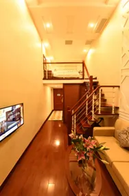Savile K-Knight Luan Hotel - Image 2