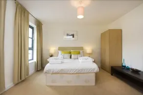City Reach 02 Bedroom Apartment - Image 3