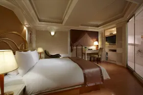 Hope City Fushing Hotel - Image 2