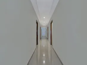 Gravity Hotel - Image 5