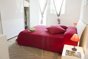 Santa Sofia Apartments - Image 4