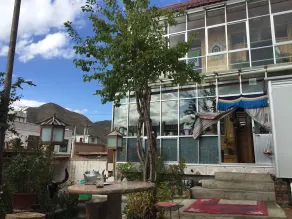 Yangkor Tibetan Homestay Hostel - Image 3