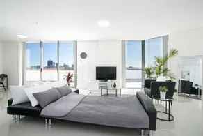 Palatial Penthouse Apartment - Phenomenal Views - Image 2