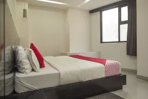 Kava Suites By OYO Rooms - Image 2