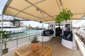 Luxury Boat in Port Forum - Image 3