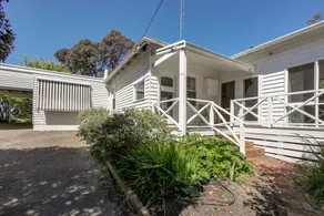 Heronswood House - Image 4