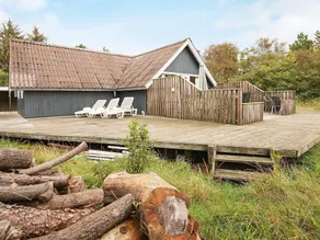Secluded Holiday Home in Vejers Strand With Terrace - Image 3