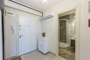 Cozy Flat Near Public Transportation in Tuzla - Image 4