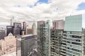 Simply Comfort. Gorgeous Apartments in the Heart of Toronto - Image 3