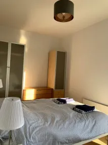 Stylish 2 Bedroom Apartment - Image 4