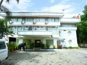 Krishna Regency by OYO Rooms - Image 3