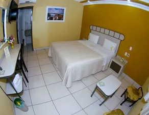 Hotel Plaza Bandera Revolucion - Image 5