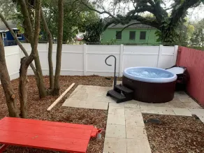Cute Bungalow In Down Town Tampa With Jacuzzi & Grill - Image 3
