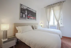 Modern Feel - Ponte Vecchio - Image 2
