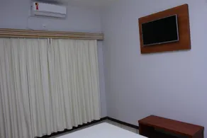 Metropole Palace Hotel - Image 5