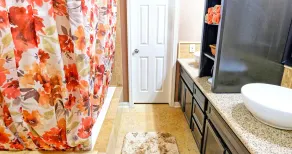 3Bdrms 2Bath 3Beds - Energy Corridor 6 - Image 3
