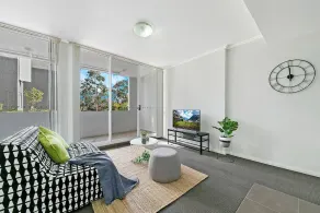 WARRICK FRAM 3 BEDS APT FREE PARKING WALK TO WESTFIELD CLOSE TO HOSPITAL NWF003 - Image 5