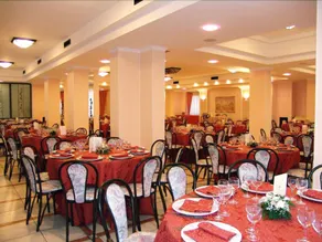 Hotel Gaudio - Image 2