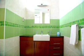 Batians Peak Serviced Apartments - Image 4
