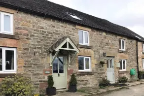 Cosy & Spacious Cottage in Scenic Village With Pub - Image 2