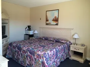 Shelburne Motel - Image 2