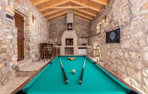 Beautiful Home in Koromacno With Wifi, Heated Swimming Pool and 6 Bedrooms - Image 4