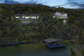 4BR Lakeway Waterfront by RedAwning - Image 4