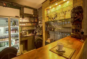 The Gallery Guest House - Image 2