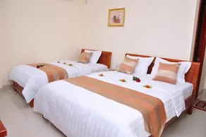 Dang Ha Hotel - Image 3