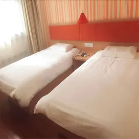 Home Inn Lanzhou Dongbu Market - Image 4