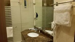 Abat Suites - Image 4