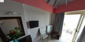 Hotel Theasis - Image 4